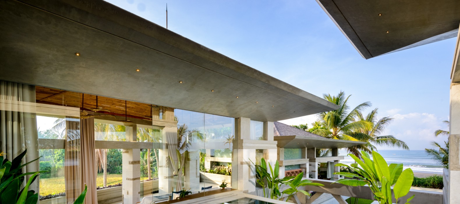 Exterior area view of Villa La Vela in Bali